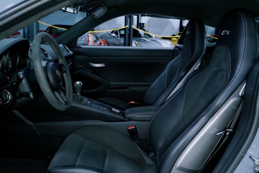 2023 Porsche 718 GT4 MANUAL ARCTIC GREY...5,355 Miles...Rare 6sp Manual  - 22900560 - 15