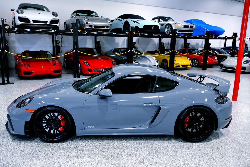 2023 Porsche Cayman GT4 photo 2