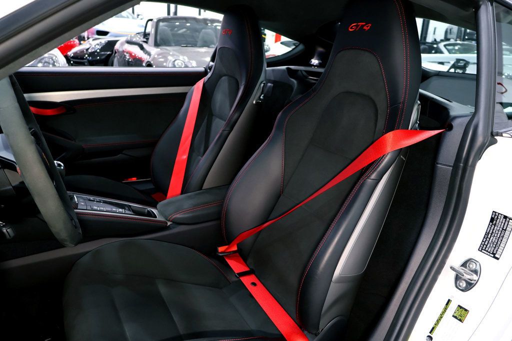2023 Porsche 718 GT4 MANUAL CARRERA WHITE...4,855 Miles...Rare 6sp Manual  - 22961363 - 25