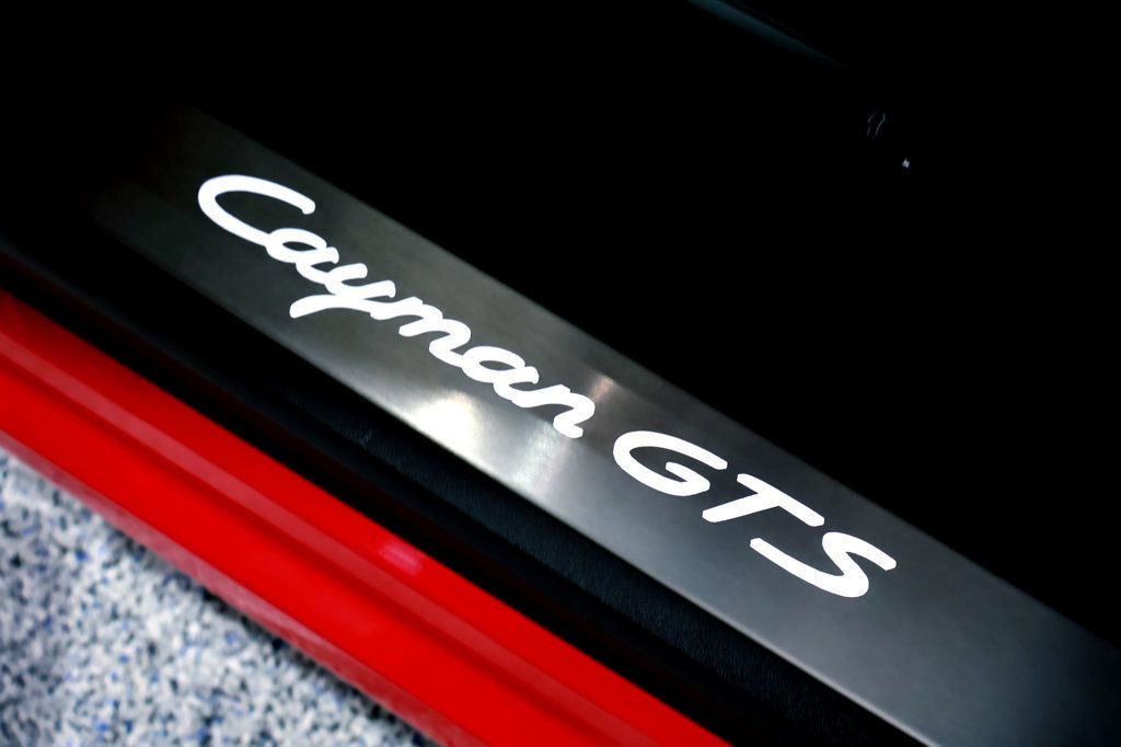 2023 Porsche 718 GTS 4.0 COUPE GUARDS RED...2,897Miles...Rare 6sp Manual - 22971835 - 32