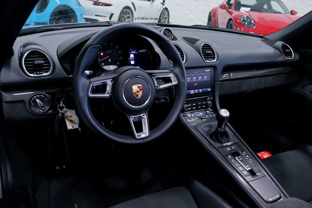 2023 Porsche 718 SPYDER Manual ARCTIC GREY...890 Miles...Rare 6sp Manual  - 22900830 - 24