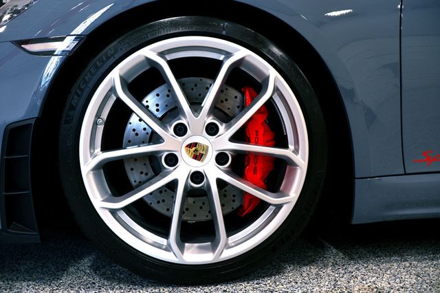 2023 Porsche 718 SPYDER Manual ARCTIC GREY...890 Miles...Rare 6sp Manual  - 22900830 - 31