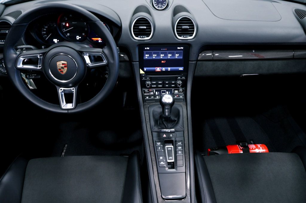 2023 Porsche Boxster Spyder photo 24