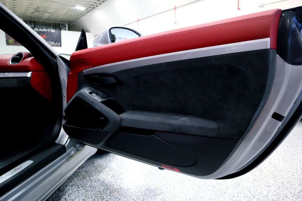 2023 Porsche 718 SPYDER Manual GT SILVER...3,513 Miles...Rare 6sp Manual  - 22783460 - 36