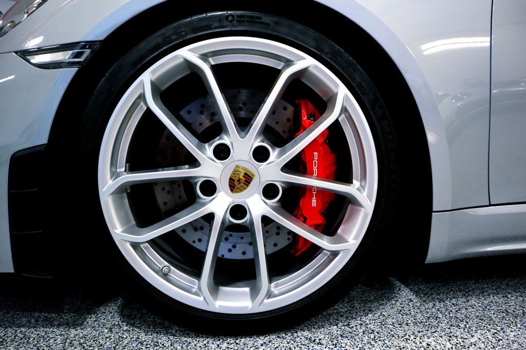 2023 Porsche 718 SPYDER Manual GT SILVER...3,513 Miles...Rare 6sp Manual  - 22783460 - 41