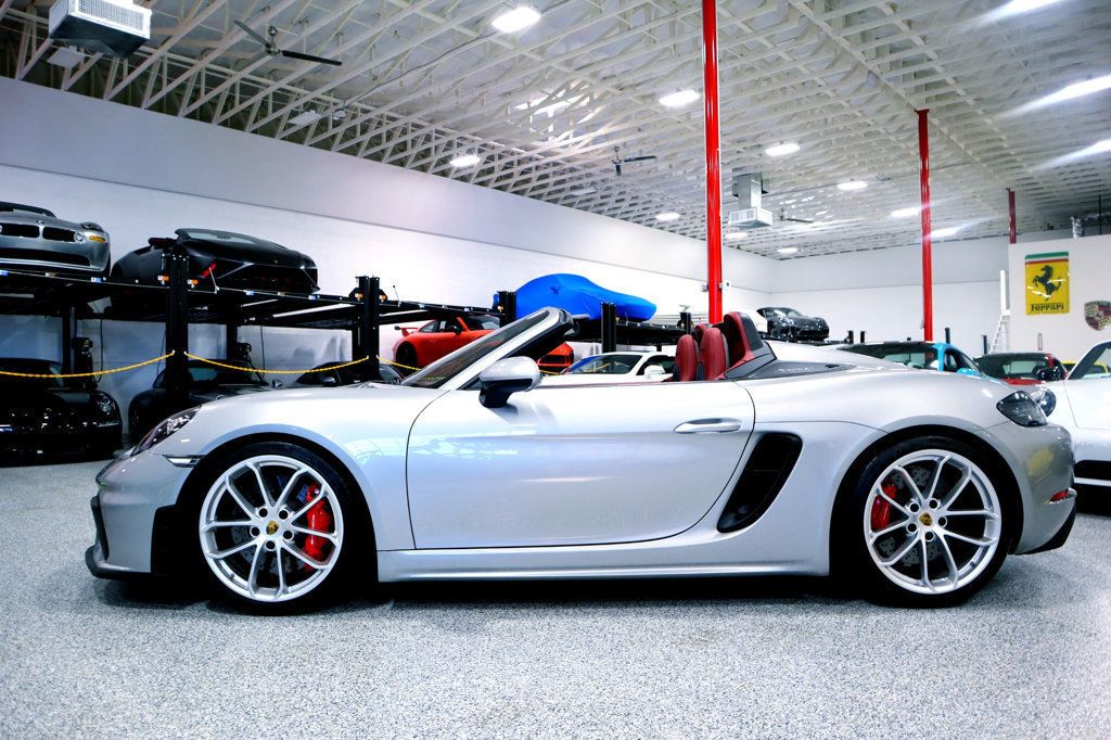 2023 Porsche Boxster Spyder photo 2