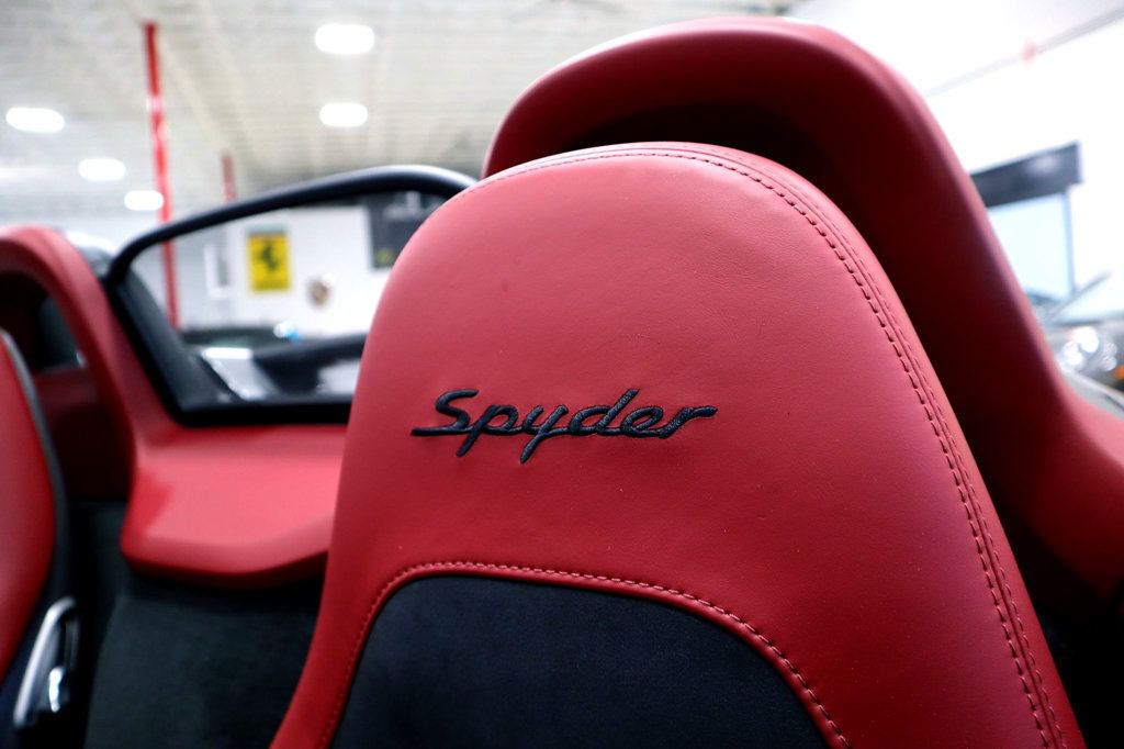 2023 Porsche Boxster Spyder photo 25