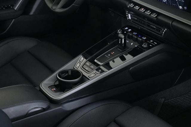2023 Porsche 911  - 22904057 - 25