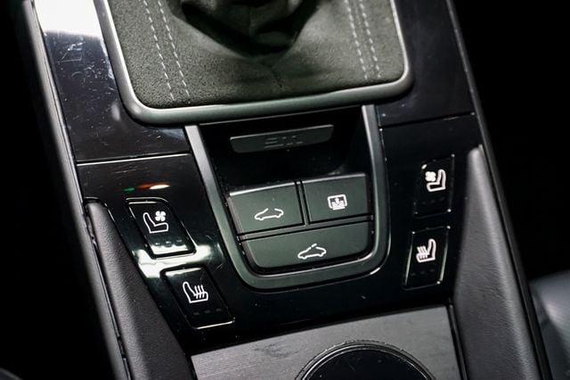 2023 Porsche 911 *911 T* *Factory Aerokit* *7-Speed Manual* *Tasteful Upgrades* - 22983488 - 28