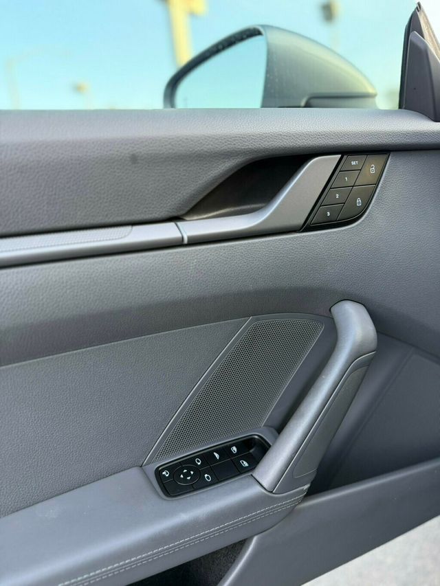 2023 Porsche 911 Carrera Cabriolet - 22937229 - 17