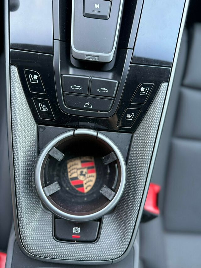 2023 Porsche 911 Carrera Cabriolet - 22937229 - 19