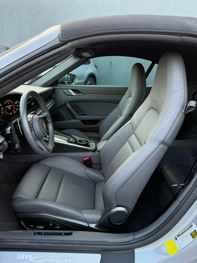 2023 Porsche 911 Carrera Cabriolet - 22937229 - 6