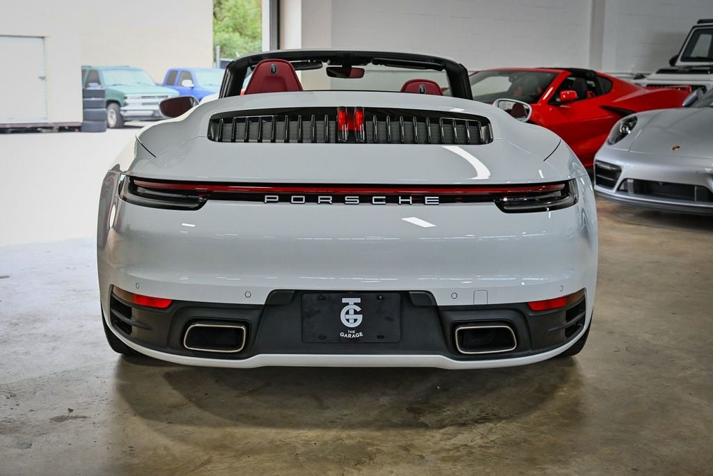 2023 Porsche 911 Carrera Cabriolet - 22954538 - 13