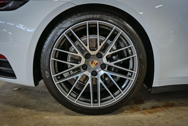 2023 Porsche 911 Carrera Cabriolet - 22954538 - 19