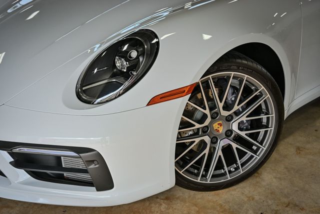 2023 Porsche 911 Carrera Cabriolet - 22954538 - 6