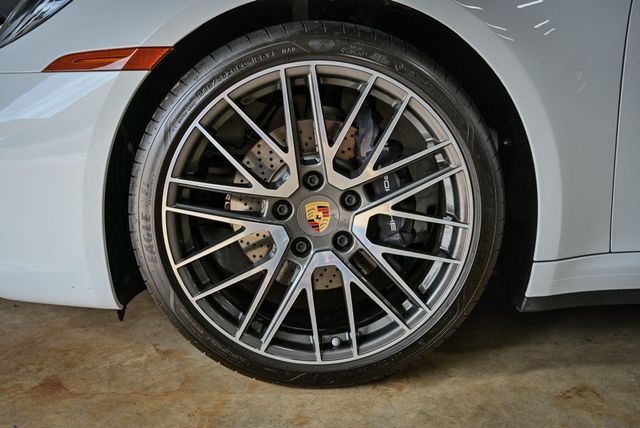 2023 Porsche 911 Carrera Cabriolet - 22954538 - 8