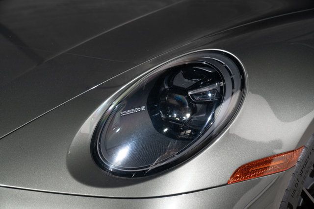 2023 Porsche 911 Carrera GTS Coupe - 23034926 - 18