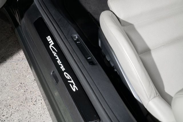 2023 Porsche 911 Carrera GTS Coupe - 23034926 - 30