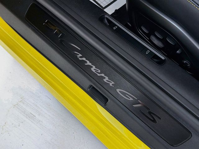 2023 Porsche 911 Carrera GTS Coupe - 23060425 - 13