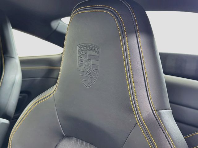 2023 Porsche 911 Carrera GTS Coupe - 23060425 - 14