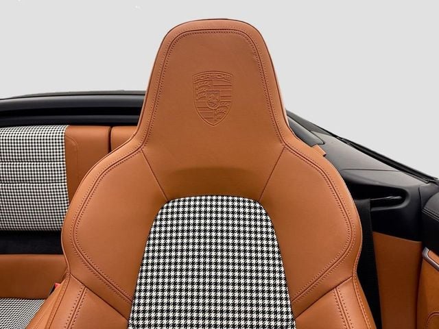 2023 Porsche 911 Turbo Cabriolet - 23041200 - 17