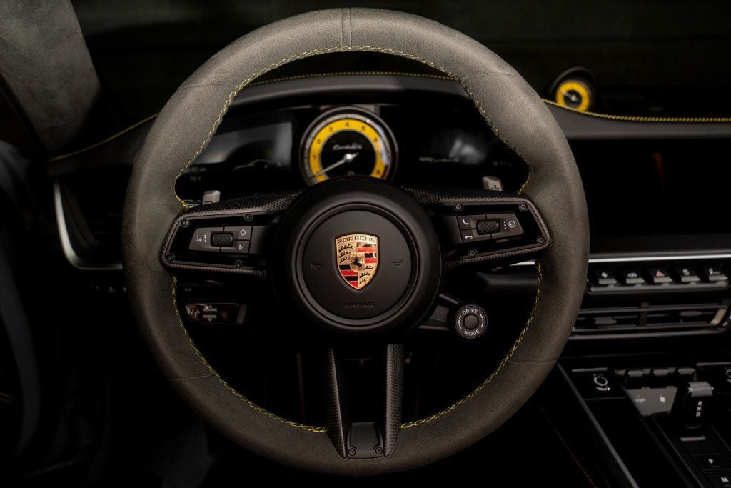 Porsche 911 photo 10
