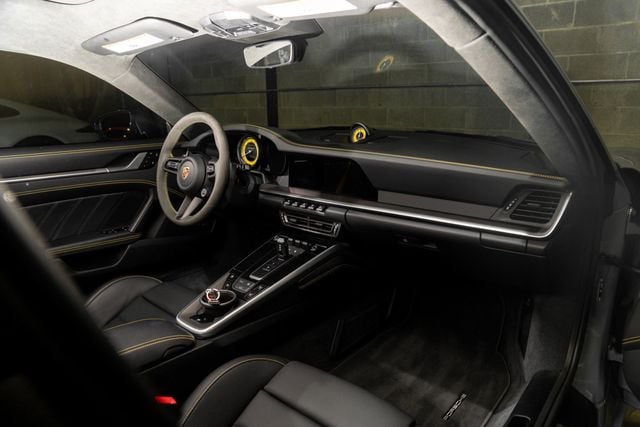 2023 Porsche 911 Turbo S Coupe - 23078364 - 13