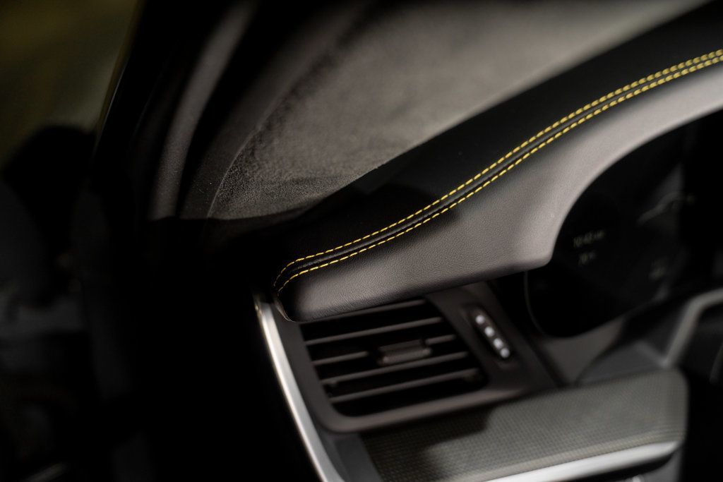 Porsche 911 photo 22