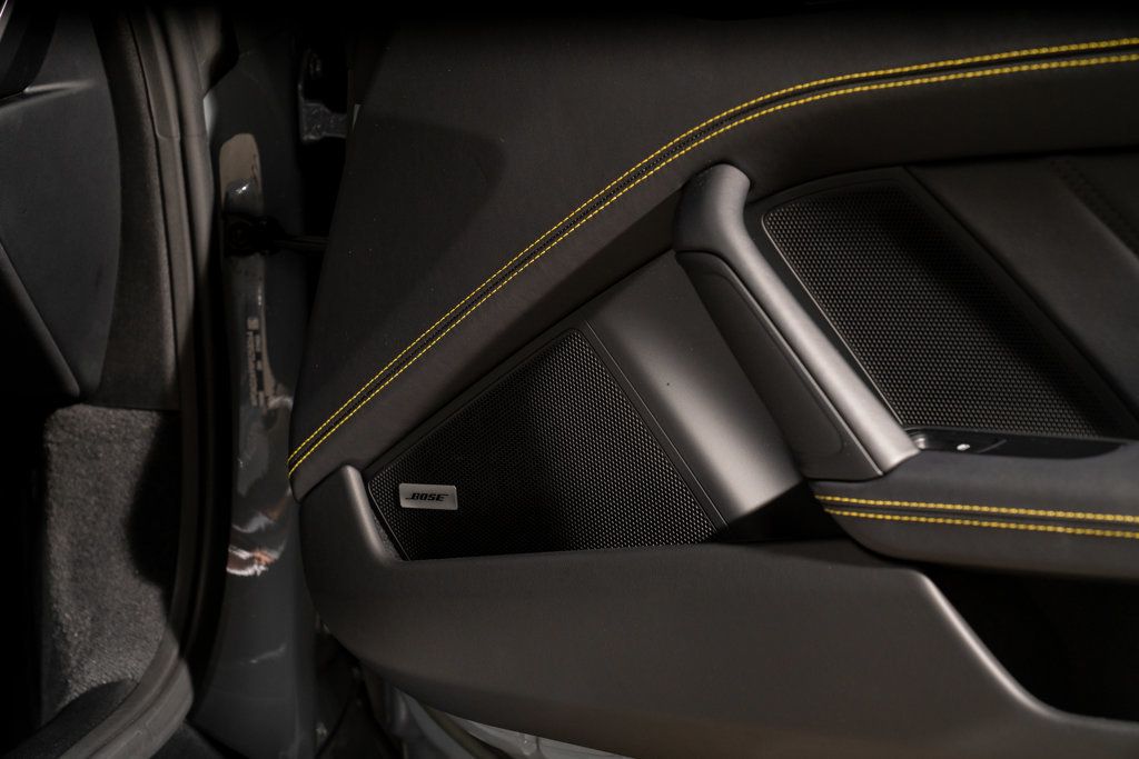 Porsche 911 photo 32