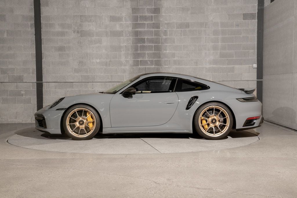 Porsche 911 photo 4