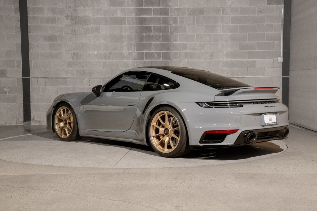 Porsche 911 photo 6