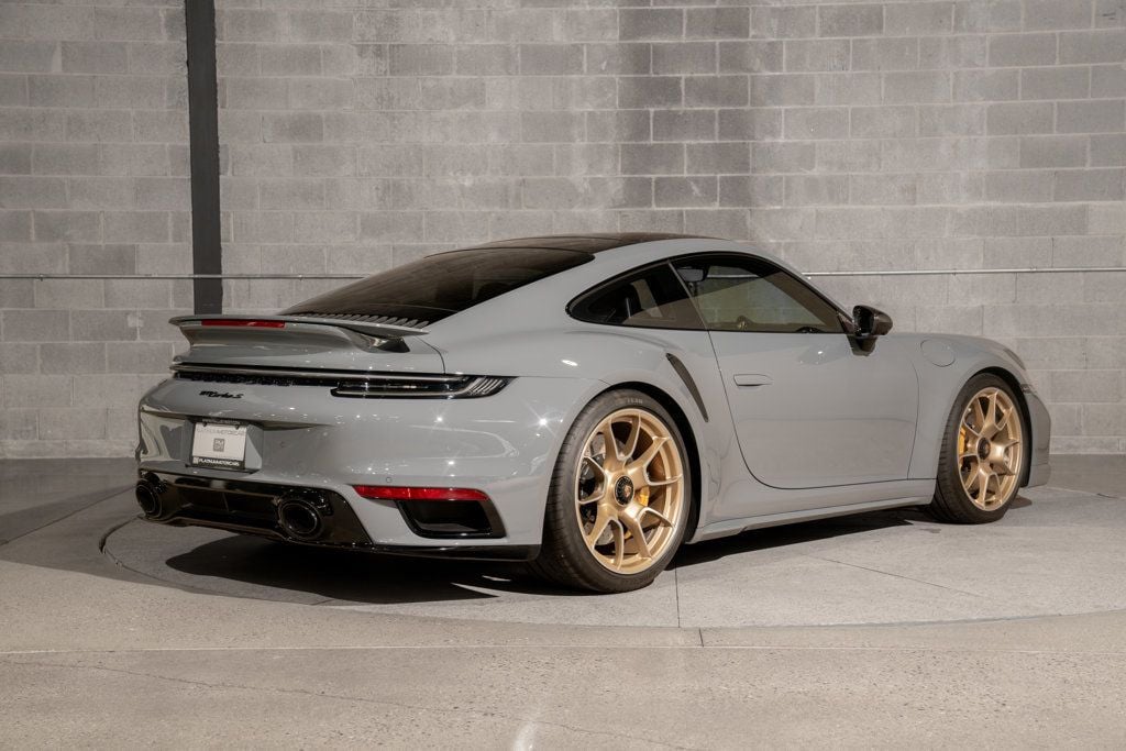 Porsche 911 photo 8