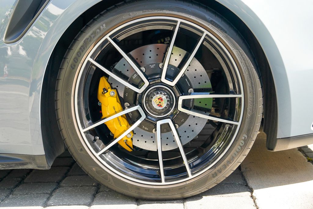 2023 Porsche 911 Turbo S Coupe - 23029578 - 15