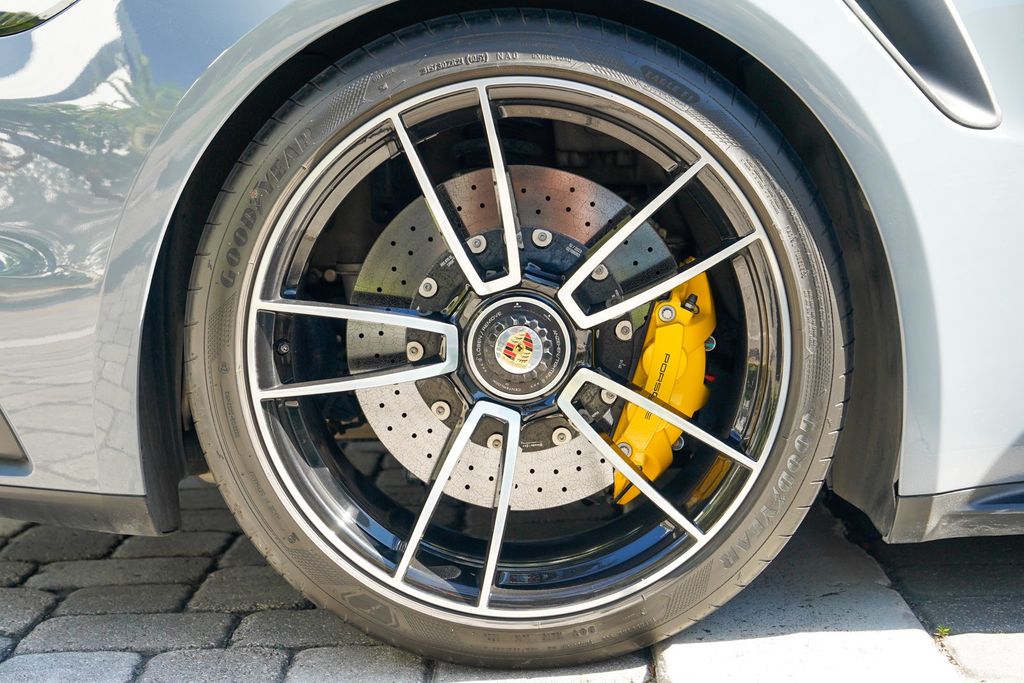 2023 Porsche 911 Turbo S Coupe - 23029578 - 30