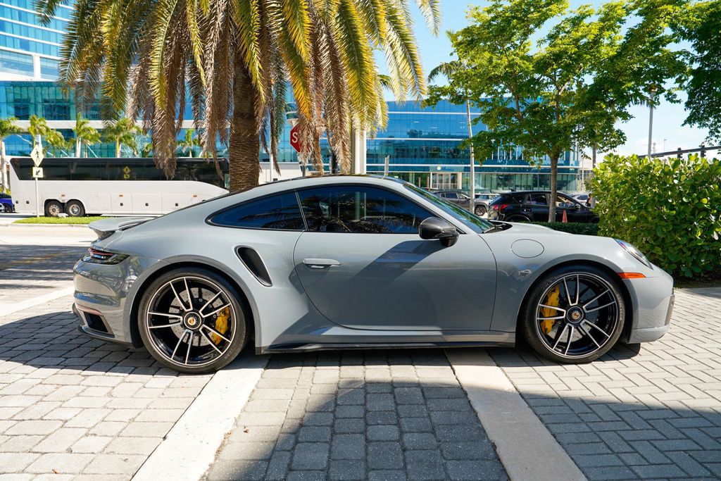 2023 Porsche 911 Turbo S Coupe - 23029578 - 31