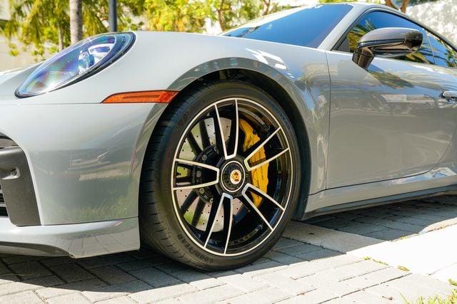 2023 Porsche 911 Turbo S Coupe - 23029578 - 43