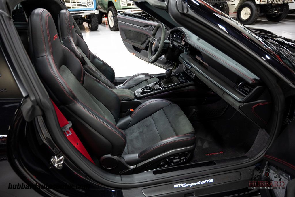 2023 Porsche 911 Targa 4 GTS Rare 7 Speed Manual  - 22959815 - 24