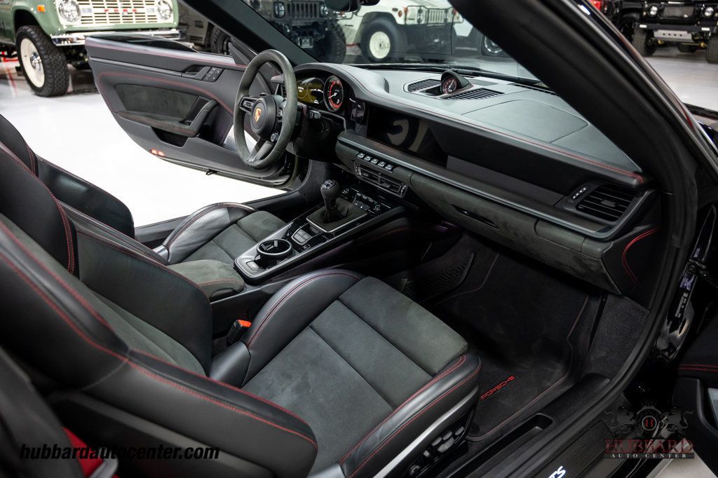 2023 Porsche 911 Targa 4 GTS Targa 4 GTS - 22959815 - 25