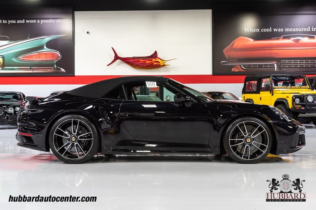 2023 Porsche 911 Turbo S Heritage Design Interior - Black - 911 Turbo SportDesign Pack! - 22188174 - 16
