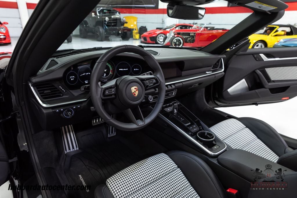 2023 Porsche 911 Turbo S Heritage Design Interior - Black - 911 Turbo SportDesign Pack! - 22188174 - 56