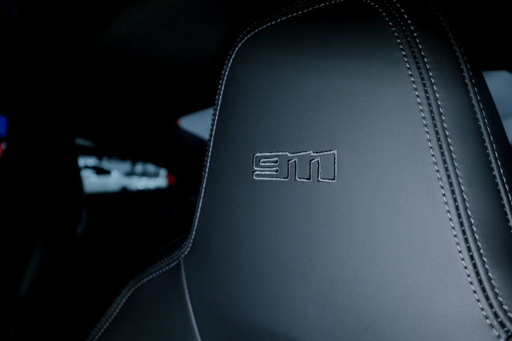 2023 Porsche 911 T photo 22