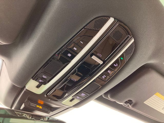 2023 Porsche Cayenne   - 22978787 - 14