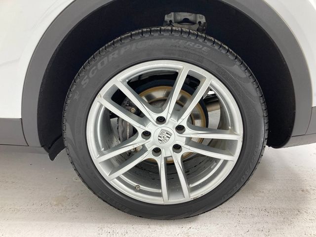 2023 Porsche Cayenne   - 22978787 - 28