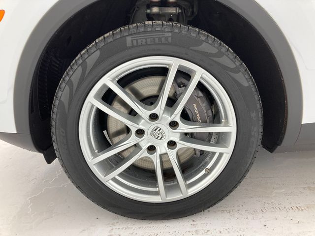 2023 Porsche Cayenne   - 22978787 - 29