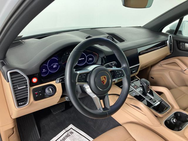2023 Porsche Cayenne   - 22978787 - 3