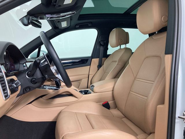 2023 Porsche Cayenne   - 22978787 - 4