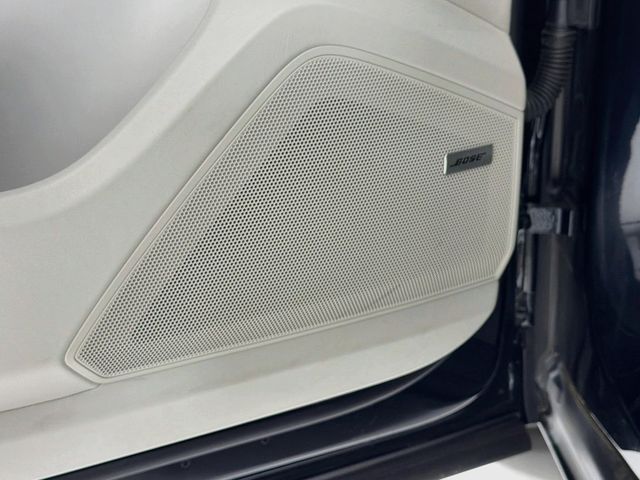 2023 Porsche Cayenne   - 23056235 - 11