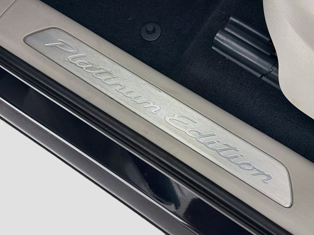 2023 Porsche Cayenne   - 23056235 - 12