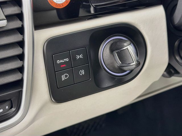2023 Porsche Cayenne   - 23056235 - 13