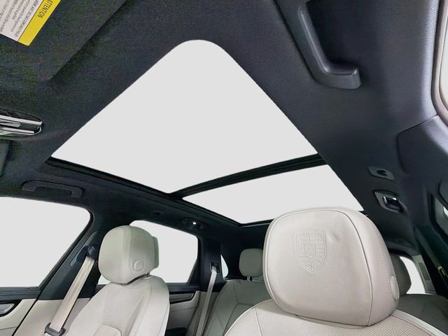 2023 Porsche Cayenne   - 23056235 - 22